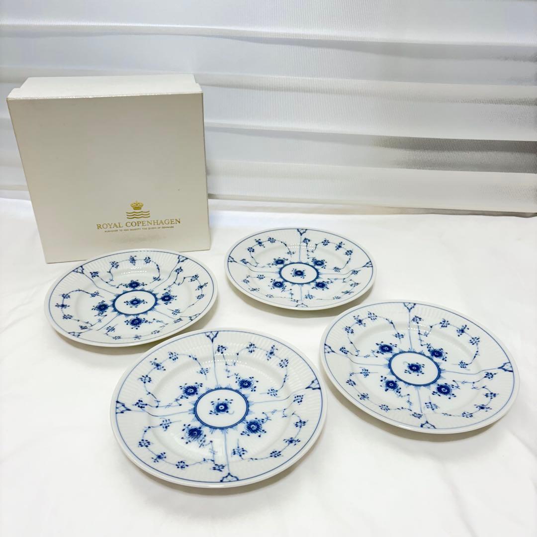 未使用 ロイヤルコペンハーゲン ブルーフルーテッド プレート4枚セット 19cm