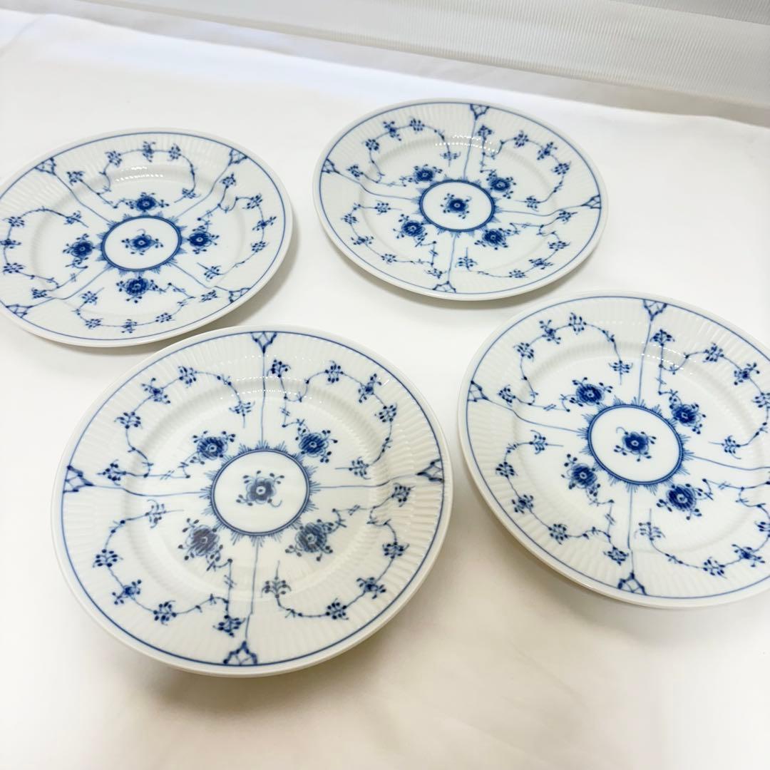未使用 ロイヤルコペンハーゲン ブルーフルーテッド プレート4枚セット 19cm