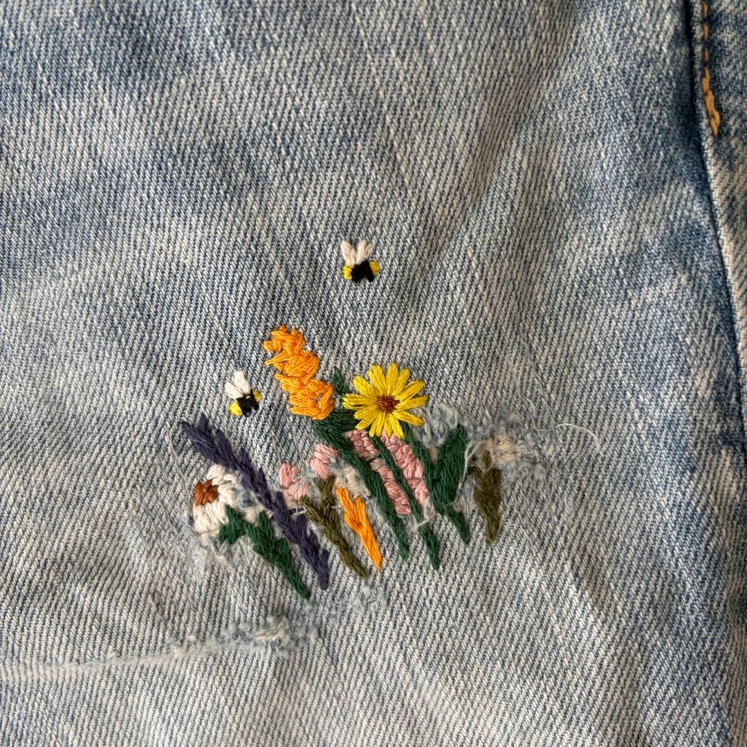 新品未使用45R 再び　ライ麦デニム　クロスビー５　ハッチとお花刺繍