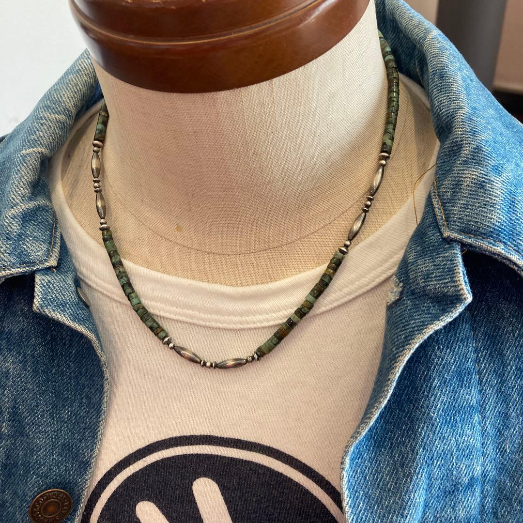 238 アフリカンターコイズとSV925ナバホパールのオリジナルネックレス