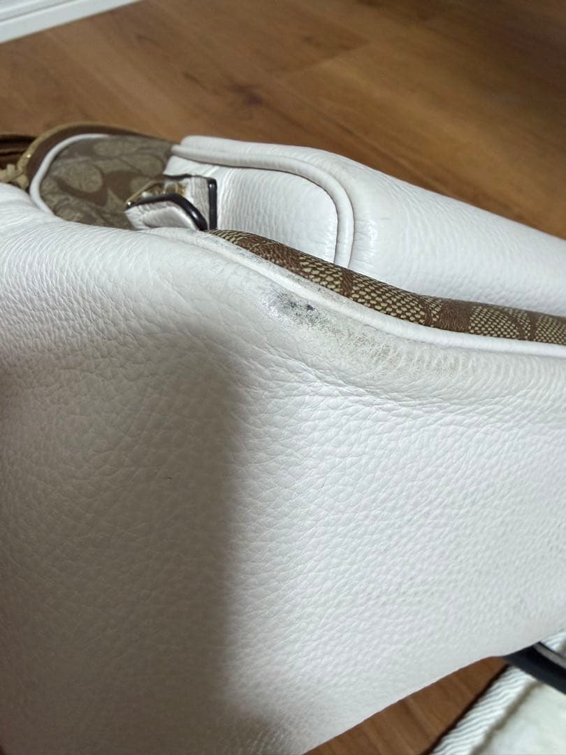 コーチ リュック ベージュ/ホワイト