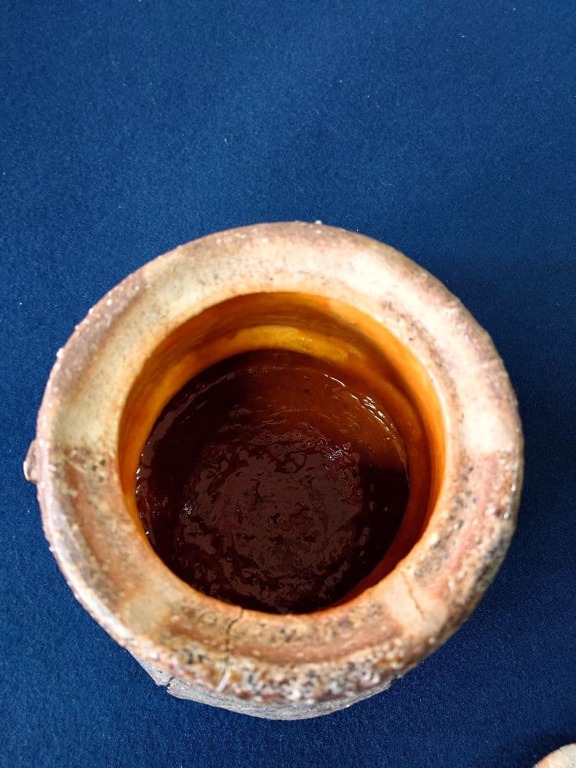 高橋楽斎作　信楽破れ袋写水指　箱無し