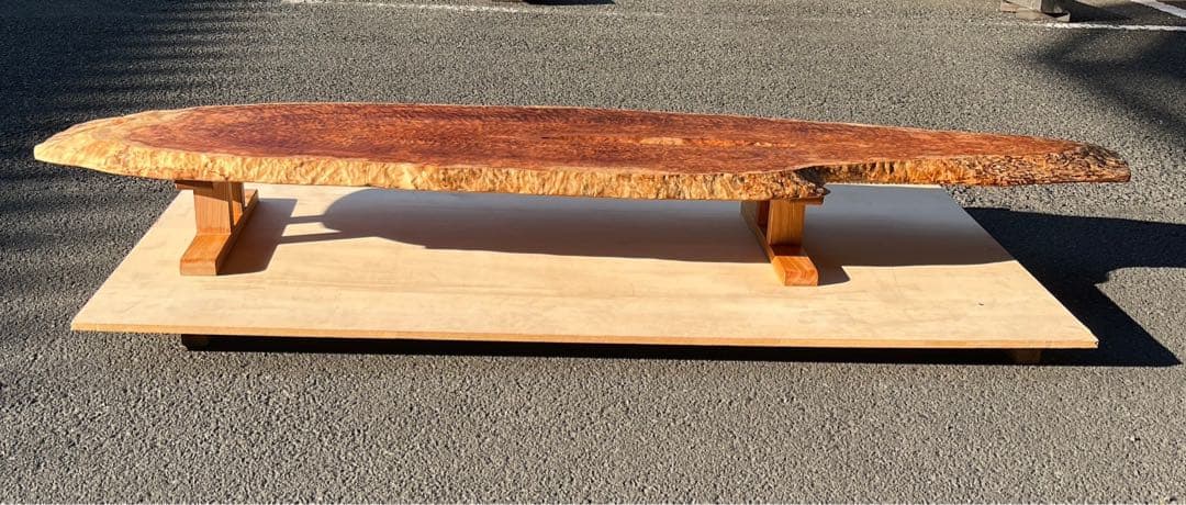 [たのメル便] 天杉　漣杢(さざなみもく) ローテーブル　無垢材　新品未使用