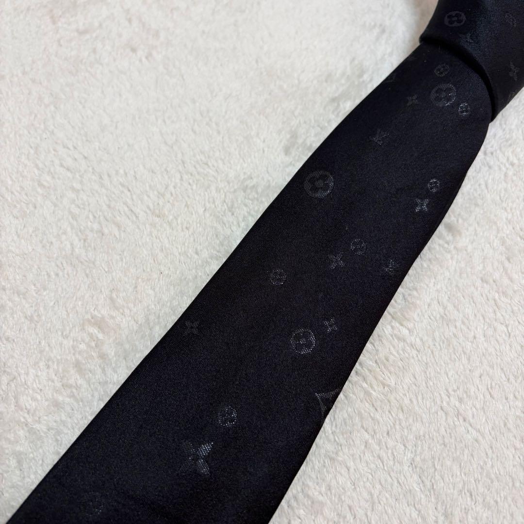 【現行美品】ルイヴィトン LVスターリーナイト ネクタイ　モノグラム　ブラック