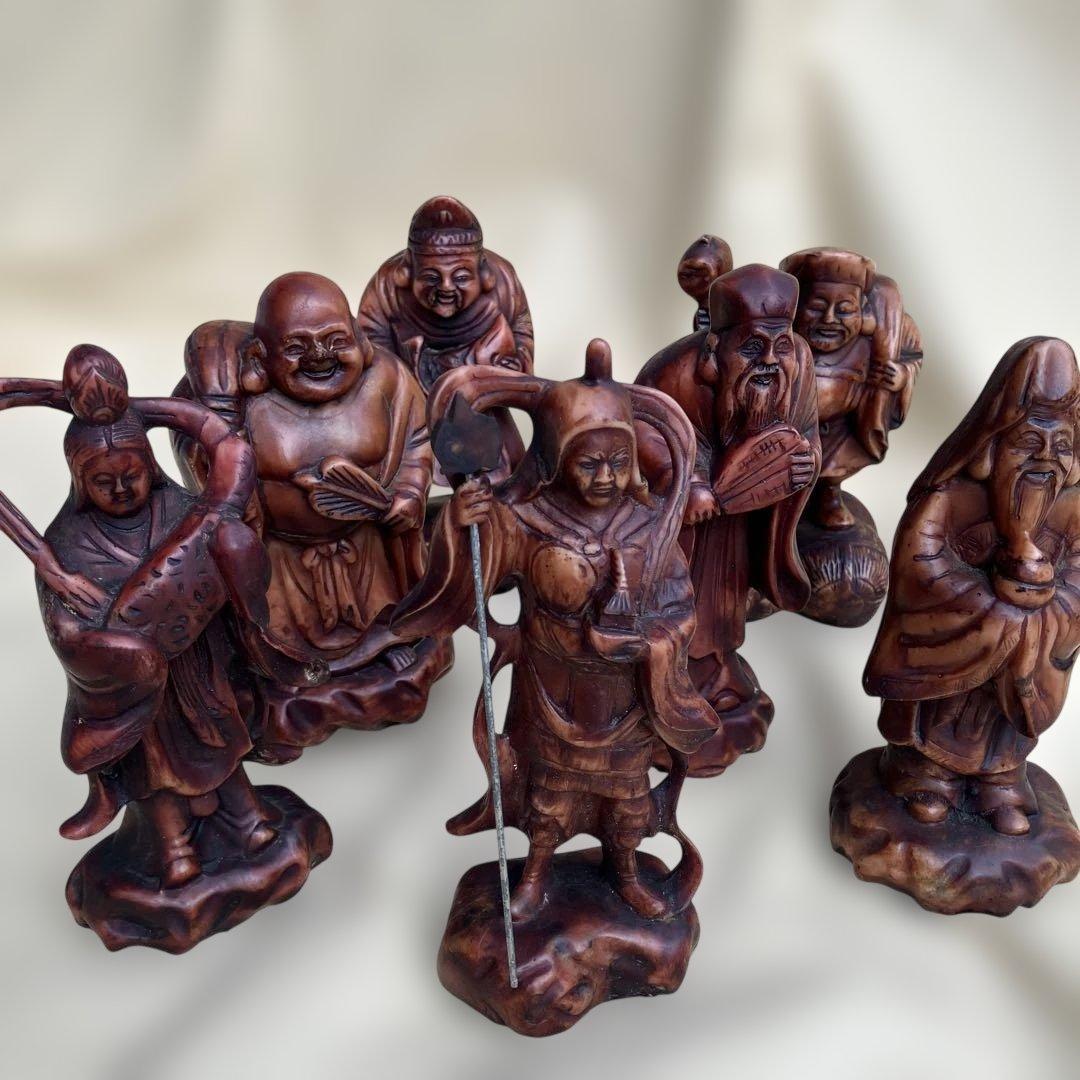 (383)樹脂製と思われる七福神 彫刻 7体セット