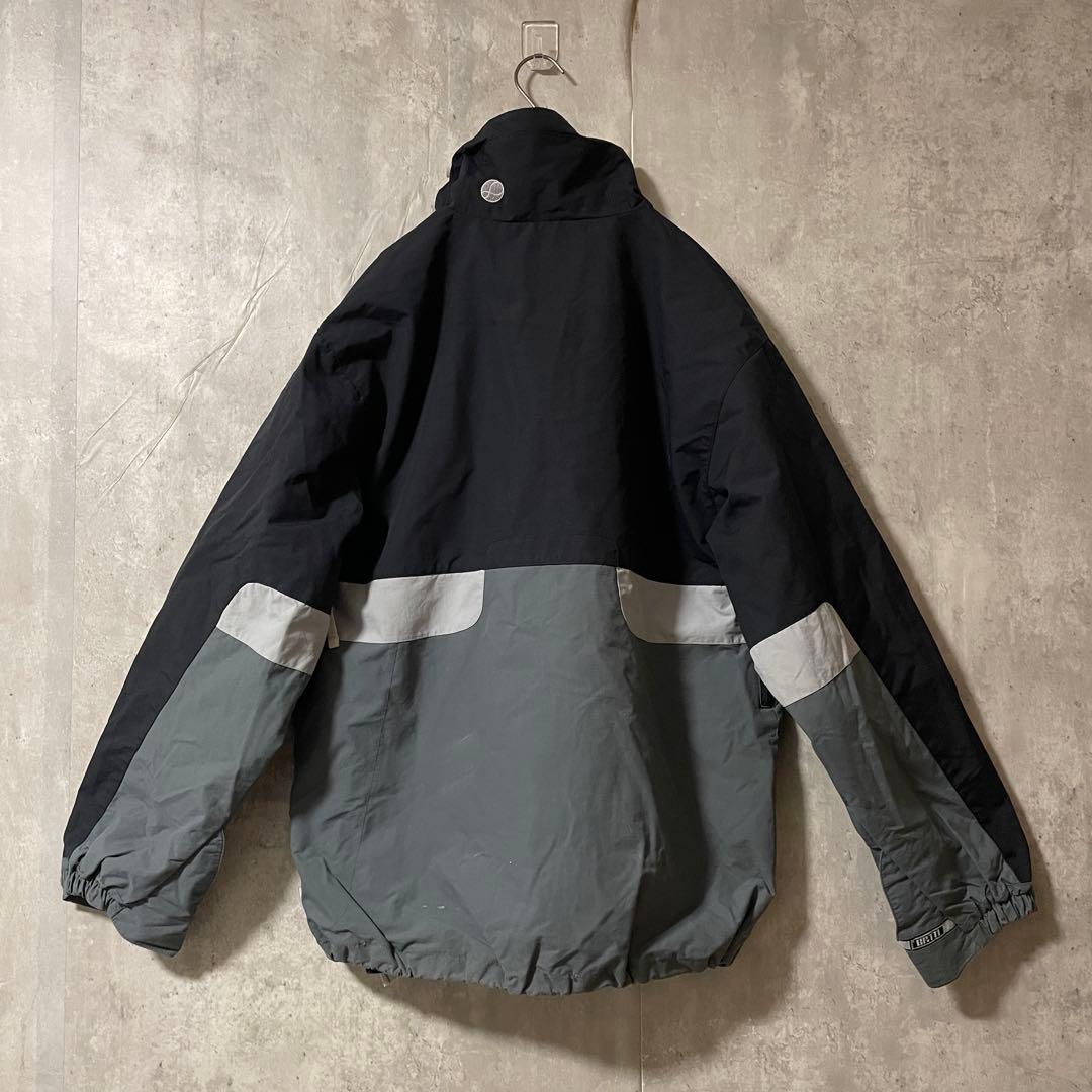 Burtonバートンスキーウェアスノーボードジャケット黒ブラック灰色グレー刺繍