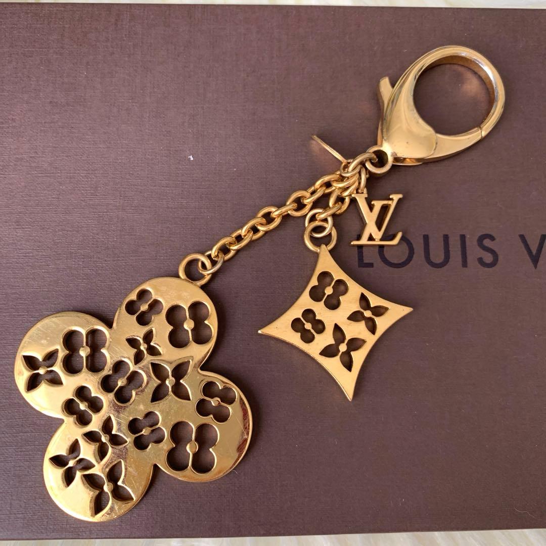 LOUIS VUITTON ルイヴィトンアイビー バッグチャーム キーホルダー