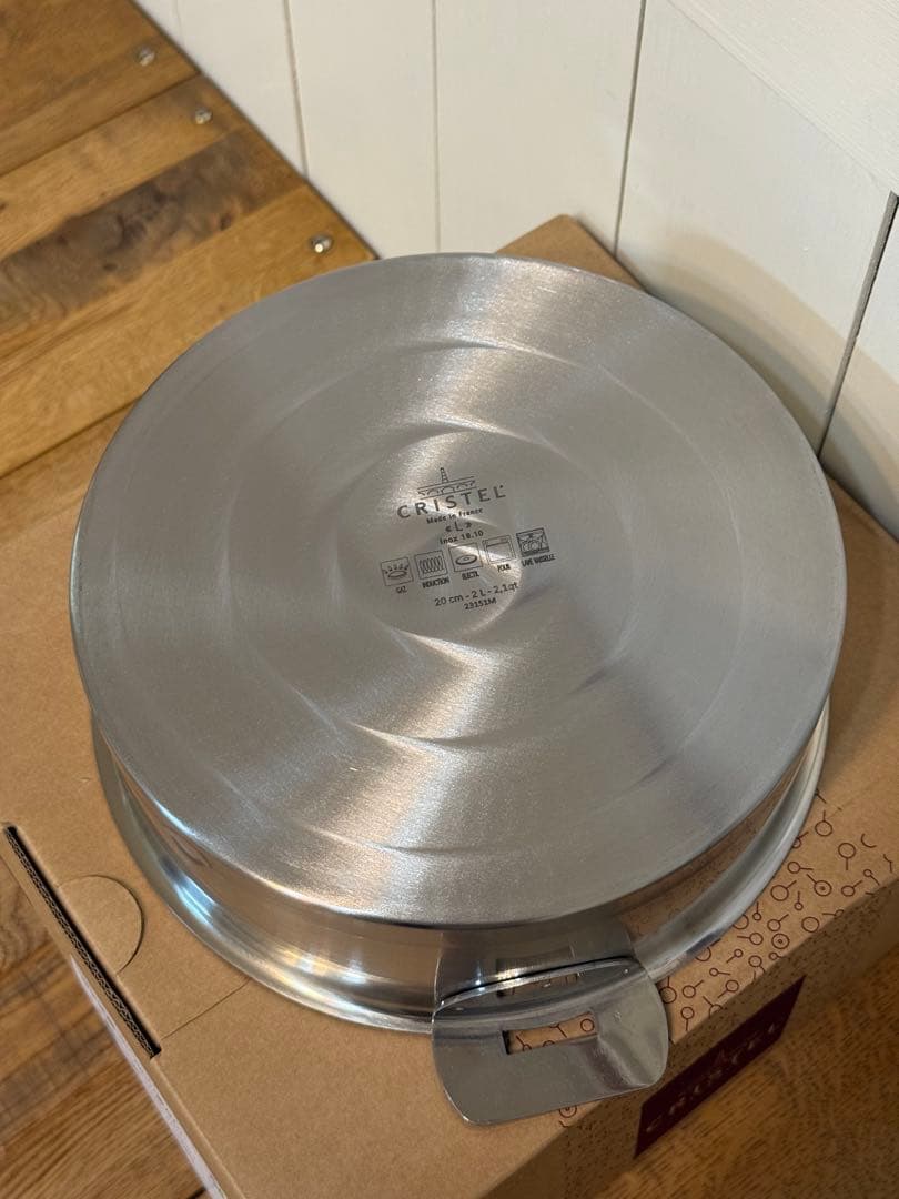新品 CRISTEL 両手浅鍋L 20cm＋フラットガラス蓋つまみ付