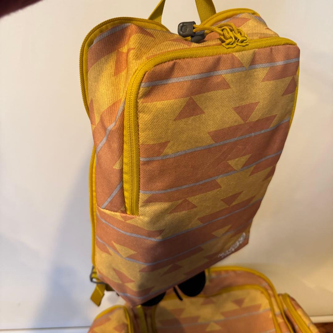 美品 記名なしTHE NORTH FACE サニーキャンパー40+6 修学旅行