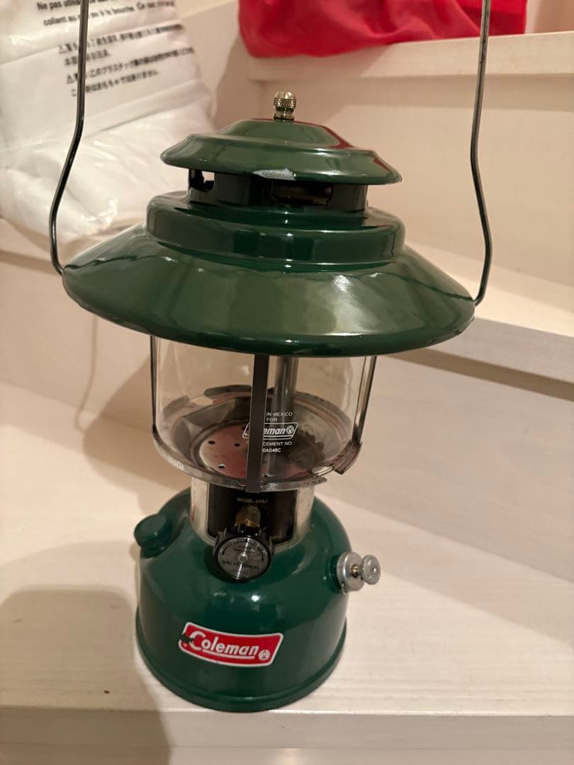 コールマンランタン228J 整備済みビックハット76製造。バースデーランタン