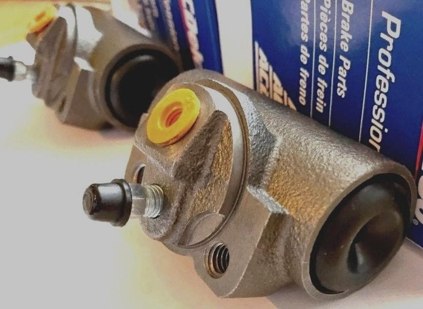 ★グランドワゴニア リアブレーキホイールシリンダー2個セット 送料無料 即決★