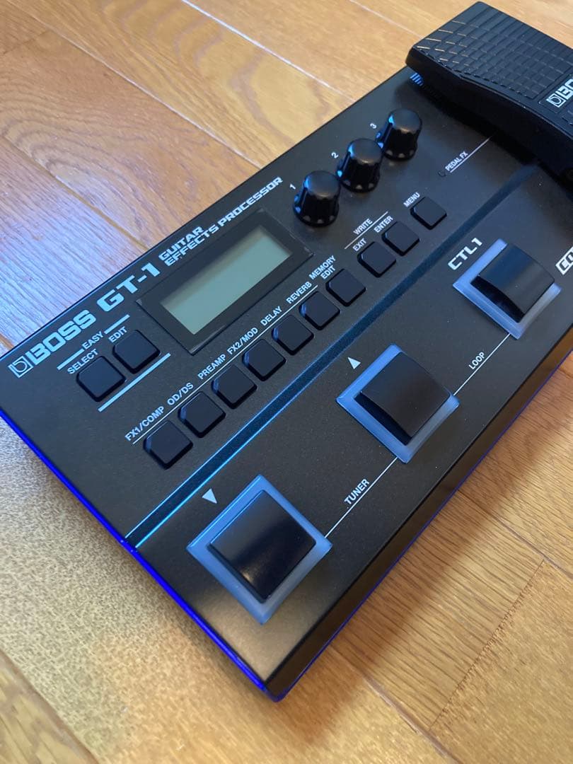 【美品】BOSS GT-1 マルチエフェクター 教科書セット