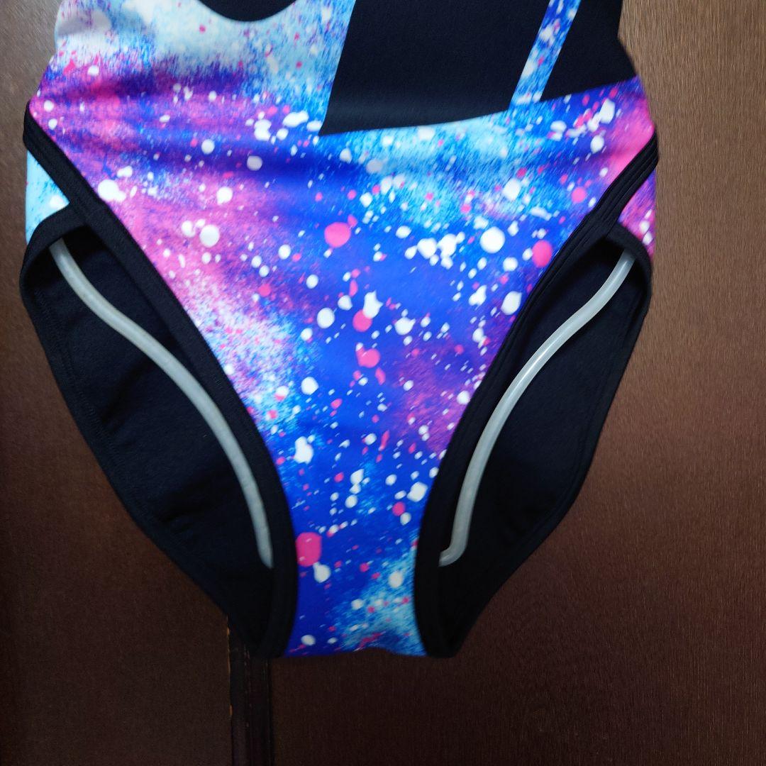 Ｏサイズ 新品未使用 arena 宇宙柄 ワンピース水着 レディース