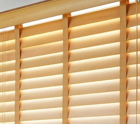 ３月１２日まで特価!ウッドブラインド ナチュラル未使用幅120cｍ高さ114ｃｍ