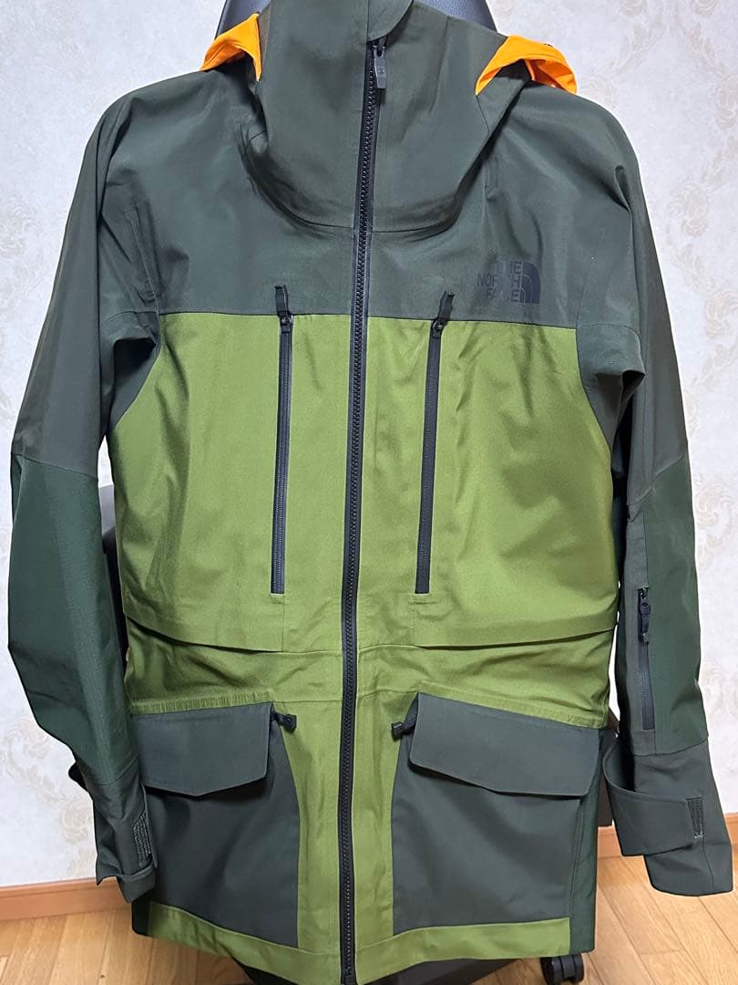 THE NORTH FACE フューチャーライト エーキャド ジャケット