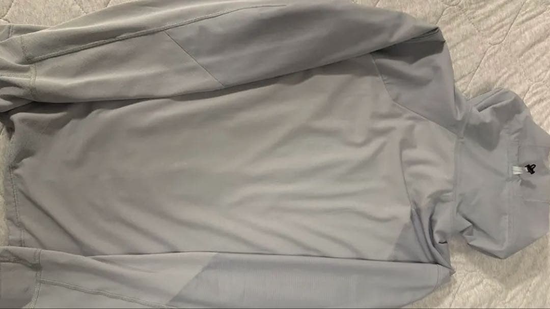 ARC'TERYX コンシールハイブリッドフーディー