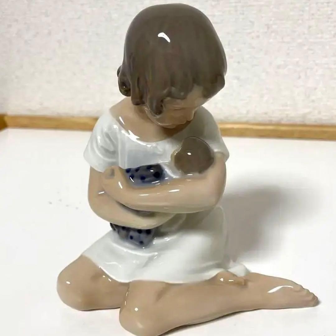 ・Girl with doll・１９７４年ー１９７８年・１３cm・ＲＣ・