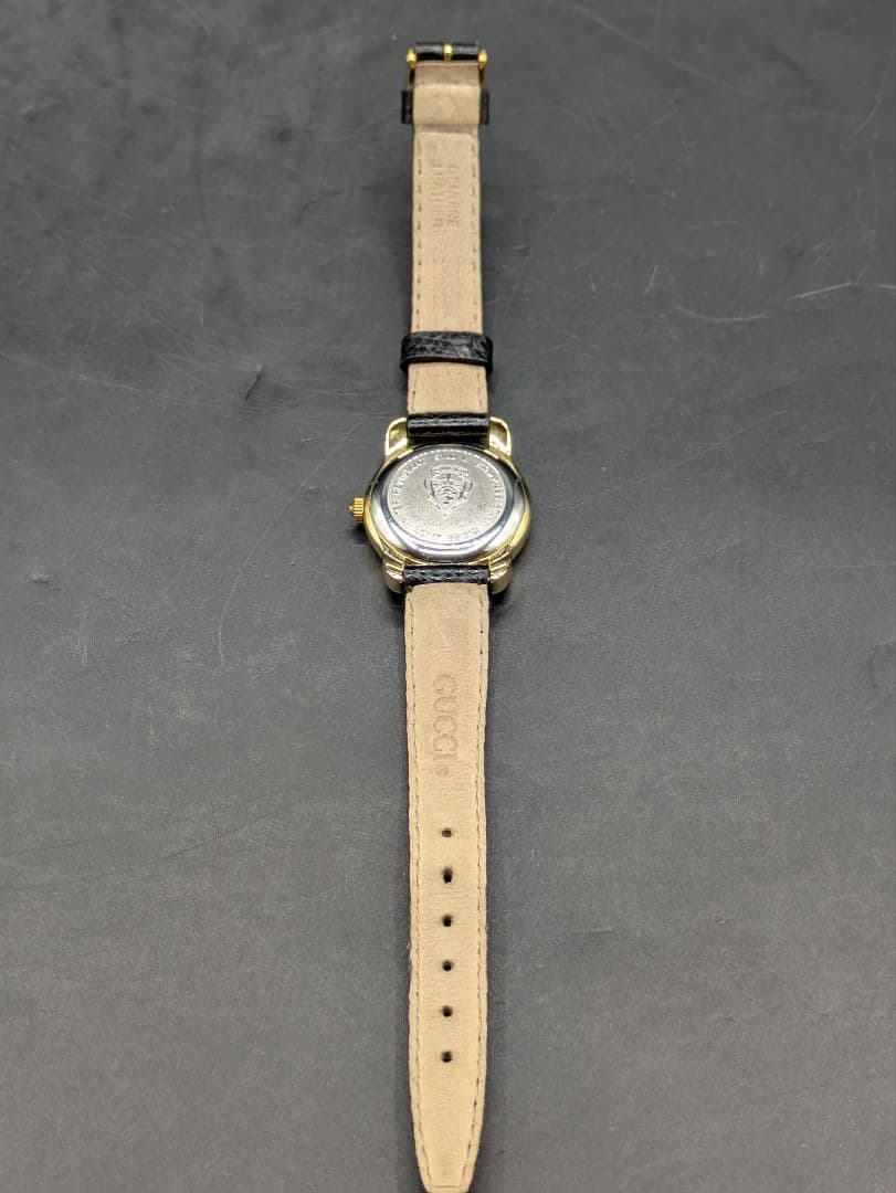 【稼働品】GUCCI 5100L レディース 腕時計 ゴールド 黒文字盤