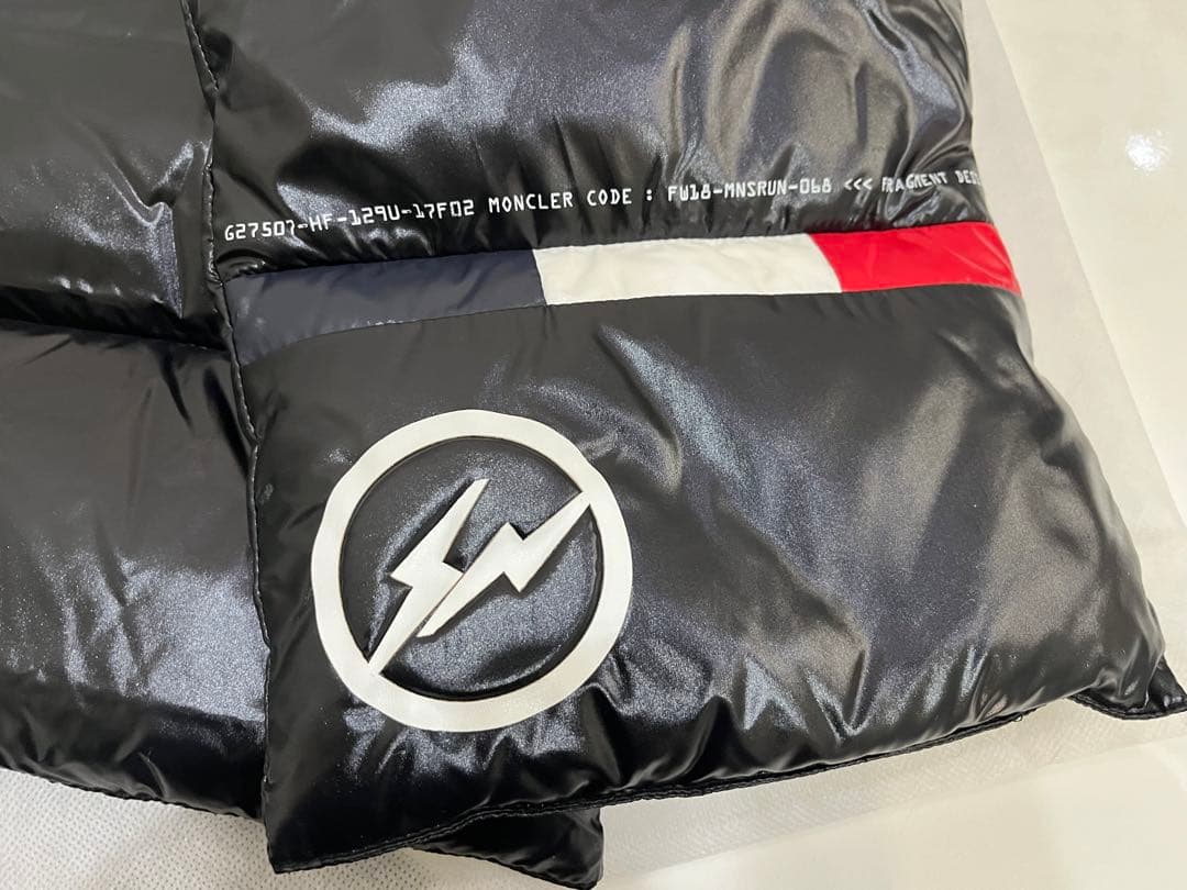 ■正規品■未使用■モンクレール×フラグメント ダウンマフラー ブラック 黒