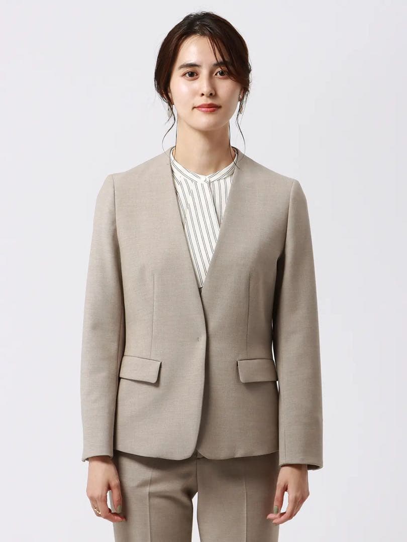 ★美品★スーツスクエア上下セット　Vカラージャケット／パンツDELEGANT