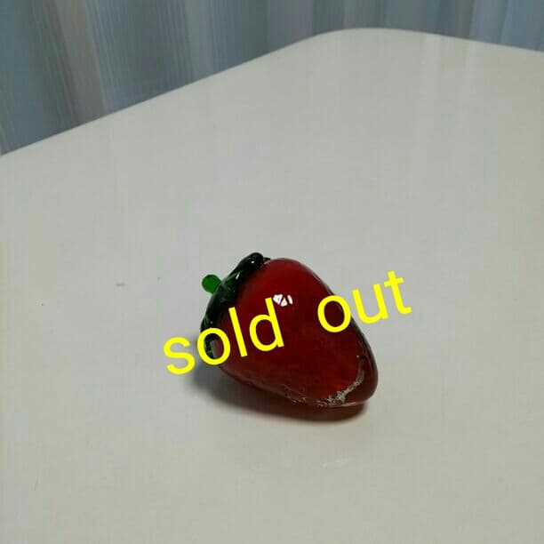 果物のオブジェ(苺)