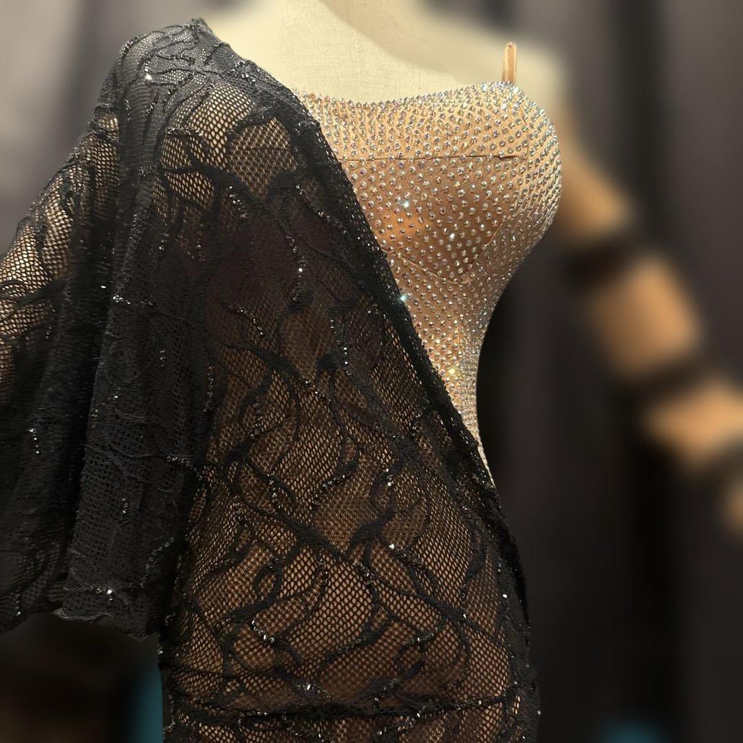 新春SALE 社交ダンス ラテンドレス 衣装 競技会 デモ プロアマ ルンバ