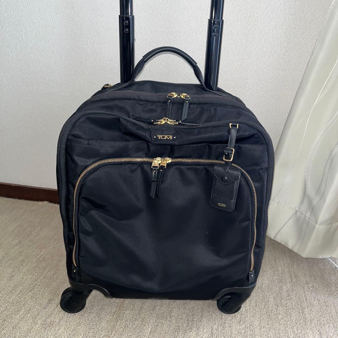 TUMI ブラック レディース　キャリーオンケース4輪