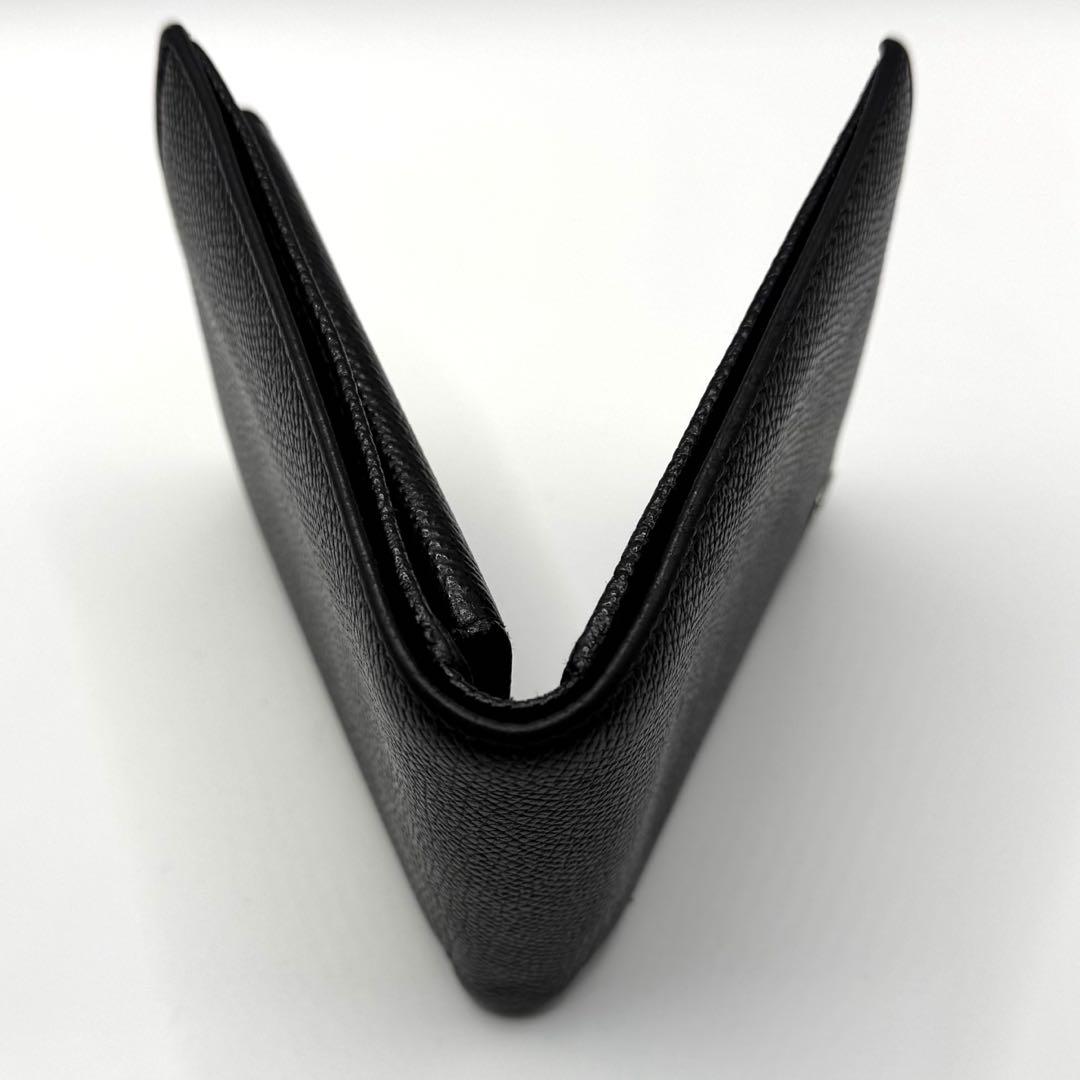 【美品】BVLGARI ブルガリマン　コンパクトウォレット　二つ折り　財布　黒