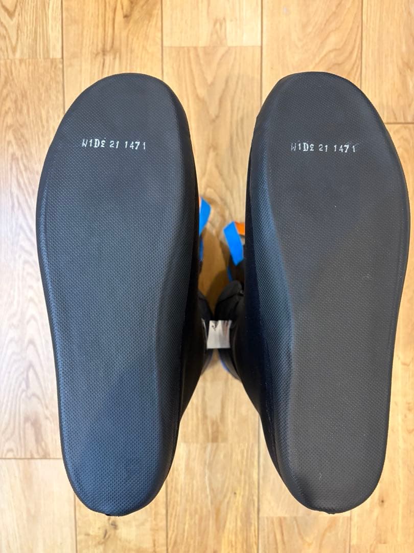 【LANGE 】RS 100 S.C WIDE 26-26.5 cmスキーブーツ