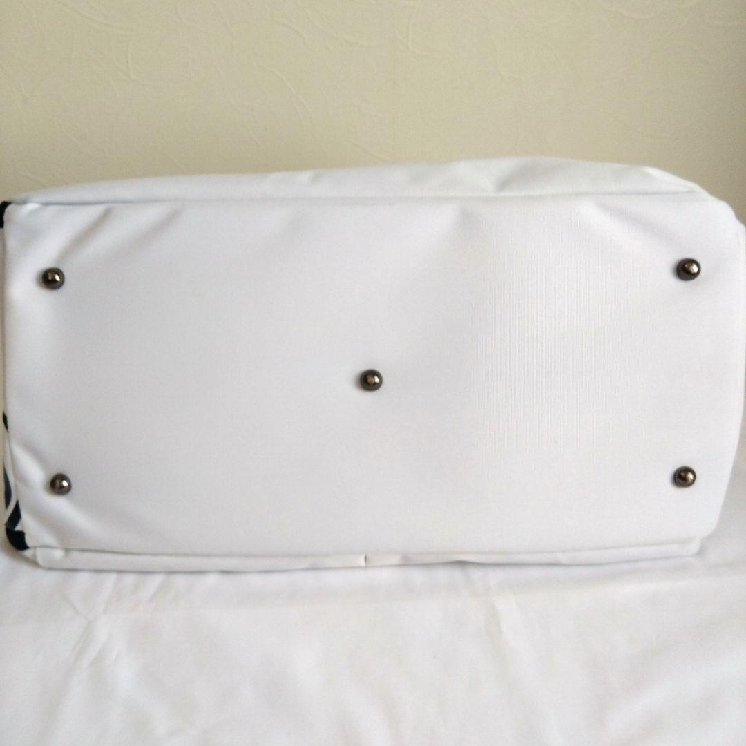 and per se アンパスィ ボストンバッグ【ホワイト】