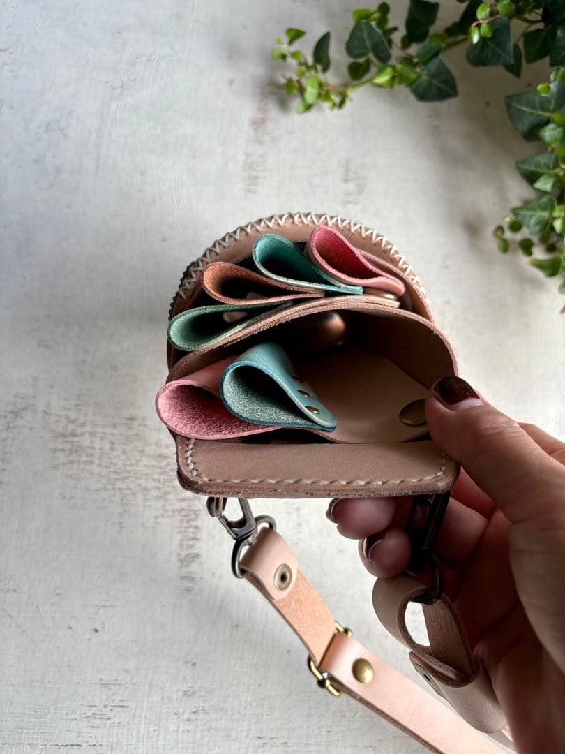 ヌメ革ナチュラル、ハラコカウのシザーケース