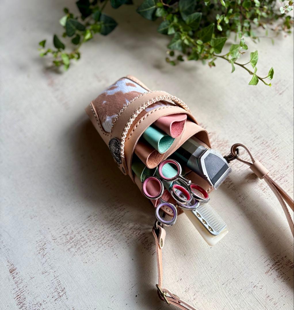 ヌメ革ナチュラル、ハラコカウのシザーケース