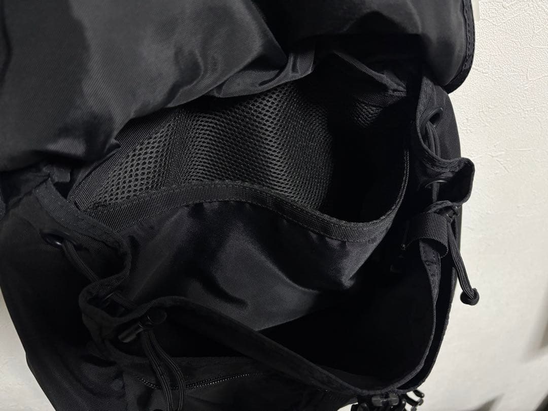 BRIEFING × New Balance AT MESSENGER BAG