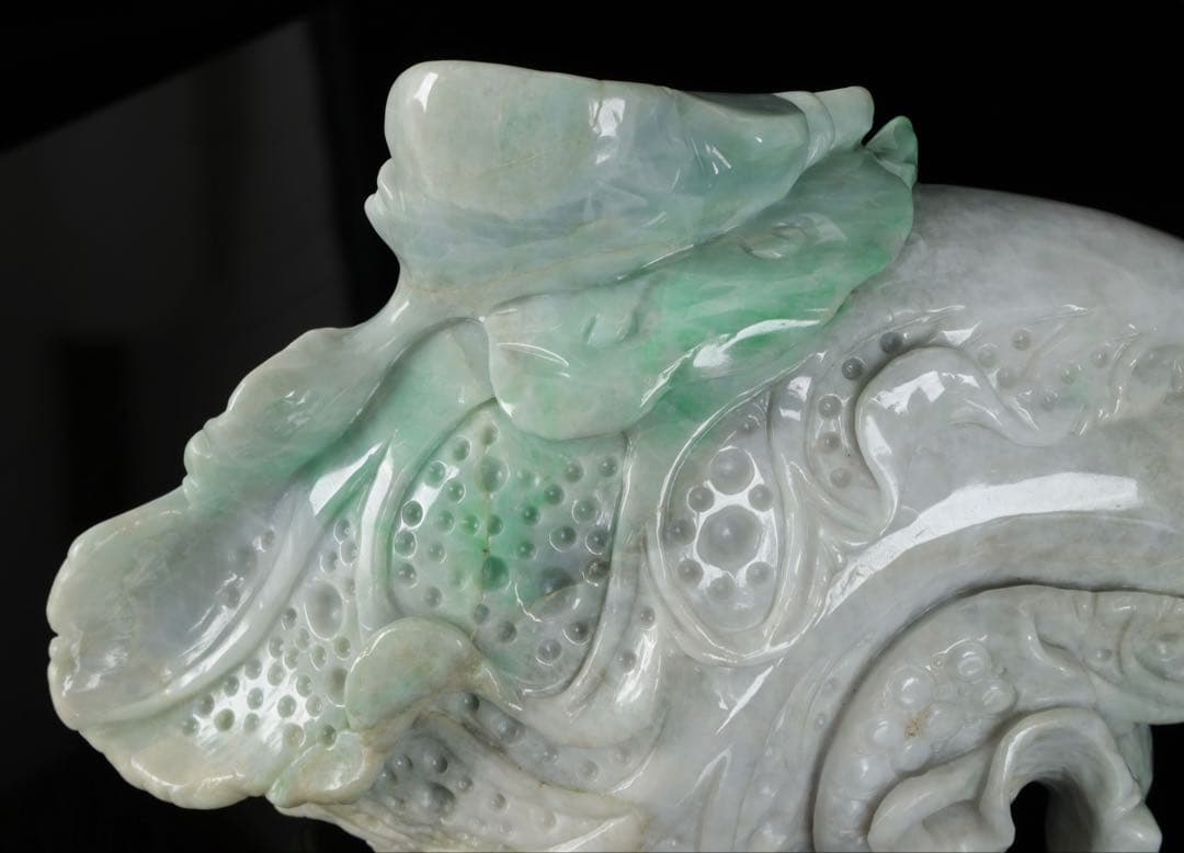 天然翡翠彫刻 青　白菜置物 2kg 細密細工 風水 財運招福 ヒスイ 翠玉美品
