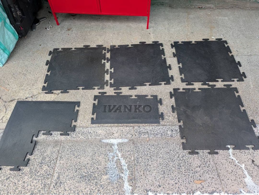 【リユース品】IVANKO イヴァンコ　ラバーマット　インターロック式マット