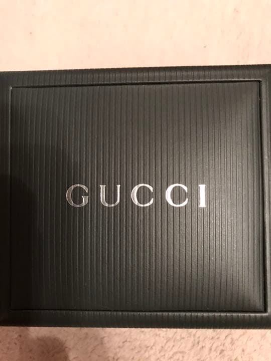 GUCCIの希少アナログ腕時計　最終値下げ