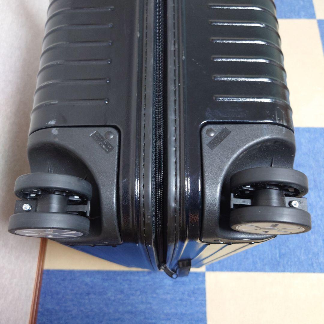 リモワ　RIMOWA スーツケース　サルサ　4輪　黒　　Ｌサイズ　(凹み有り)