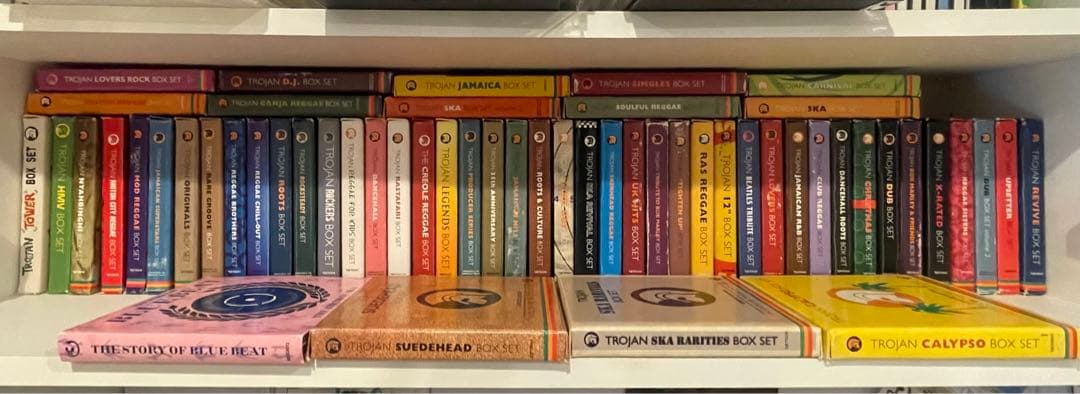 バラ売り不可！ますます入手困難Trojan Box Setの56枚セットとオマケ