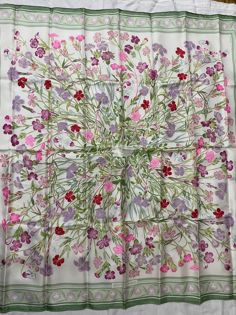 し*送様 エルメス　カレ90 野生のカーネーション(実家保管品)