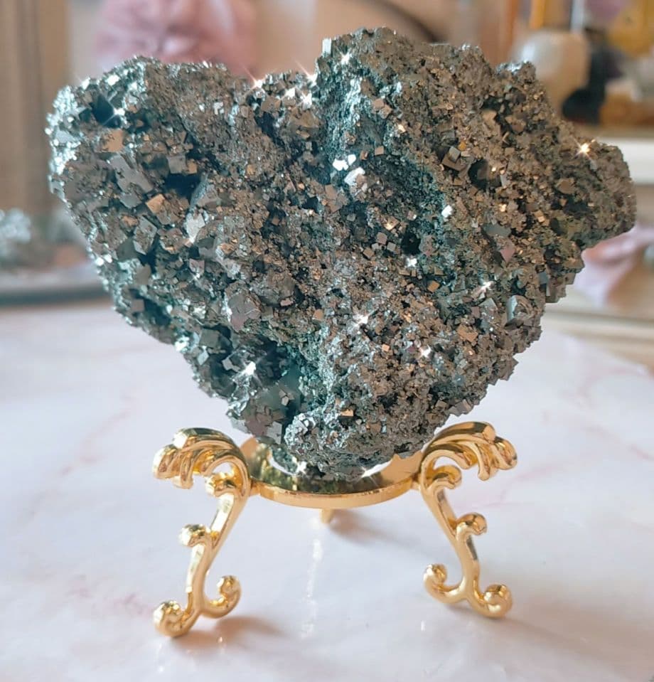 鑑定済み　希少　パイライト　原石　ハート型　金運アップ　邪気払い　パワーストーン