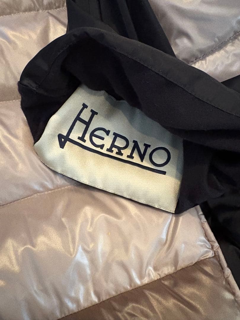 HERNO 44 リバーシブルダウンコート ベージュブラック ダウン95%