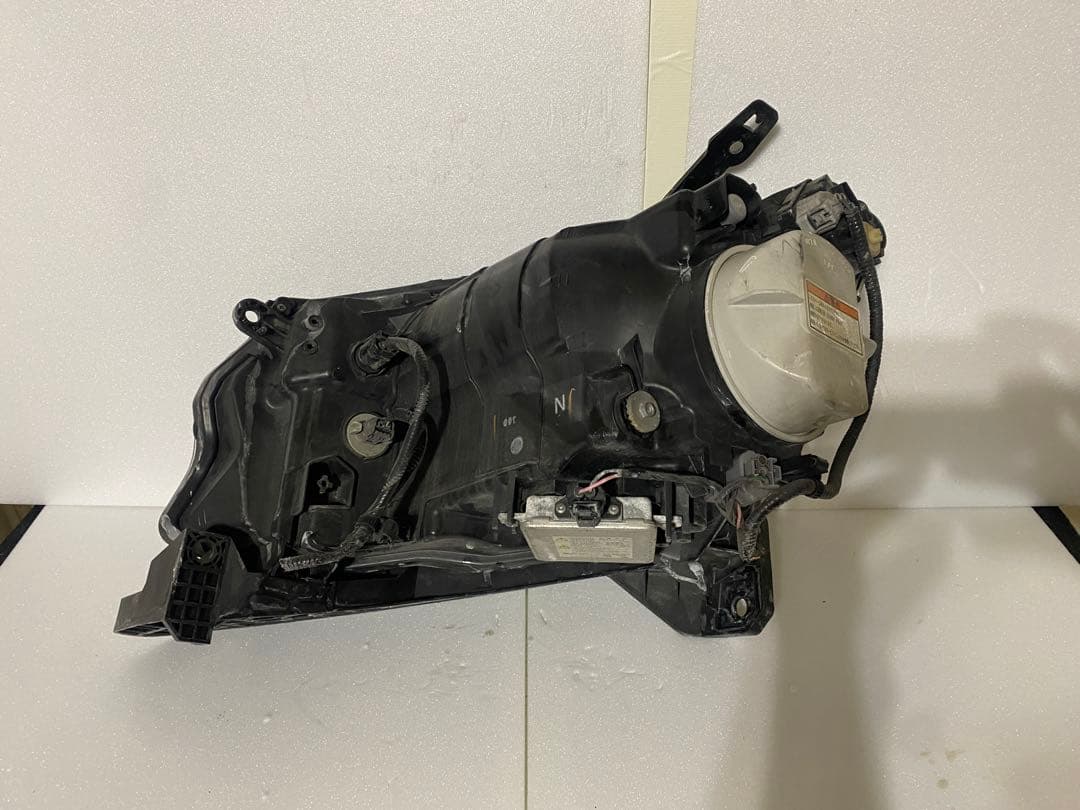 ホンダ フリード スパイク GB3 純正 HID ヘッドライト 左右セット