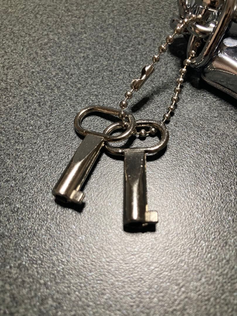 手錠　HANDCUFF 鍵付き 金属製　日本製　当時物　コスプレ　コレクション