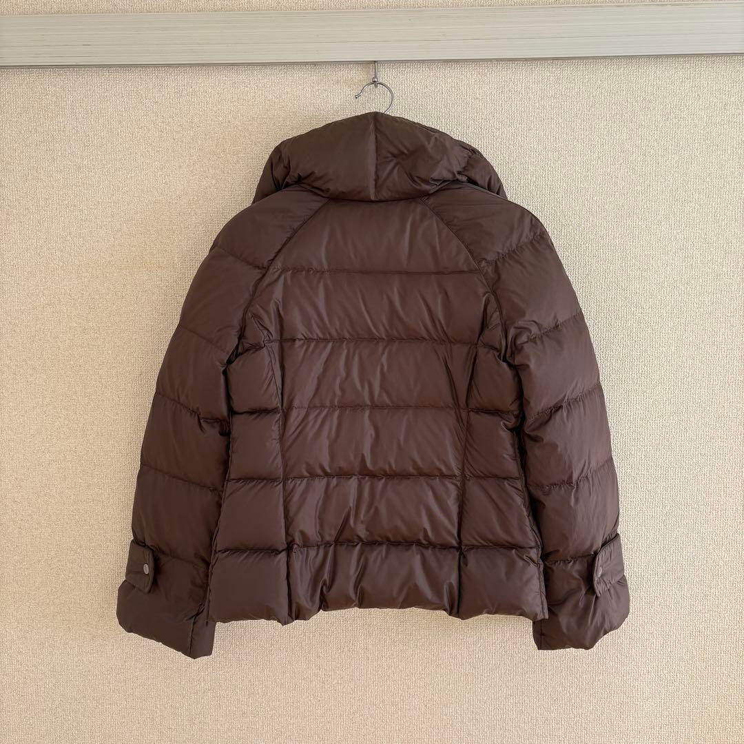 Salvatore Ferragamo ブラウンダウンジャケット 40