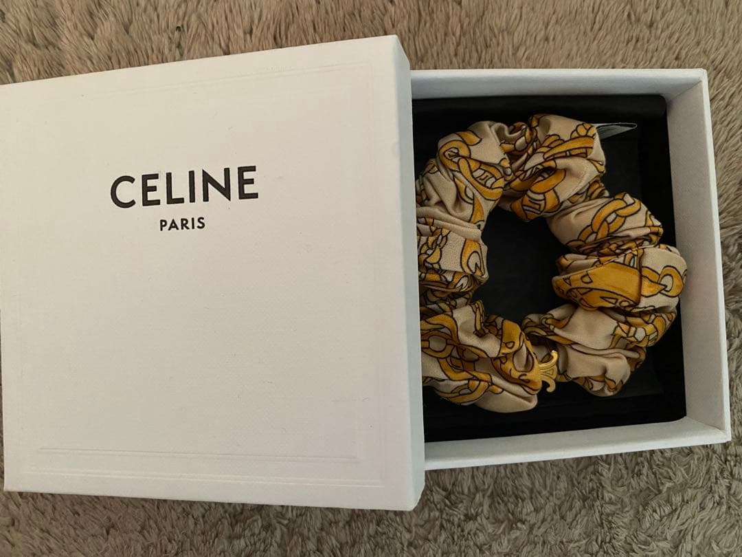CELINE チェーン柄 ヘアシュシュ