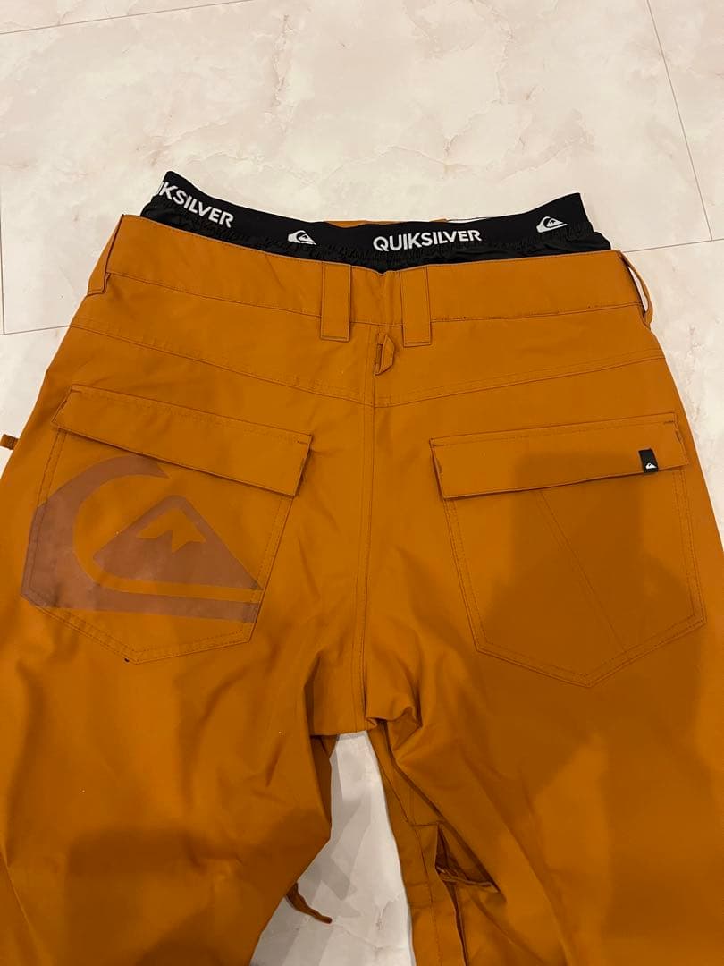 QUIKSILVER スノーボードウェア　上下　M size