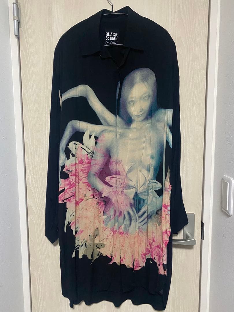 BLACK Scandal Yohji Yamamoto 内田すずめ　百合阿修羅