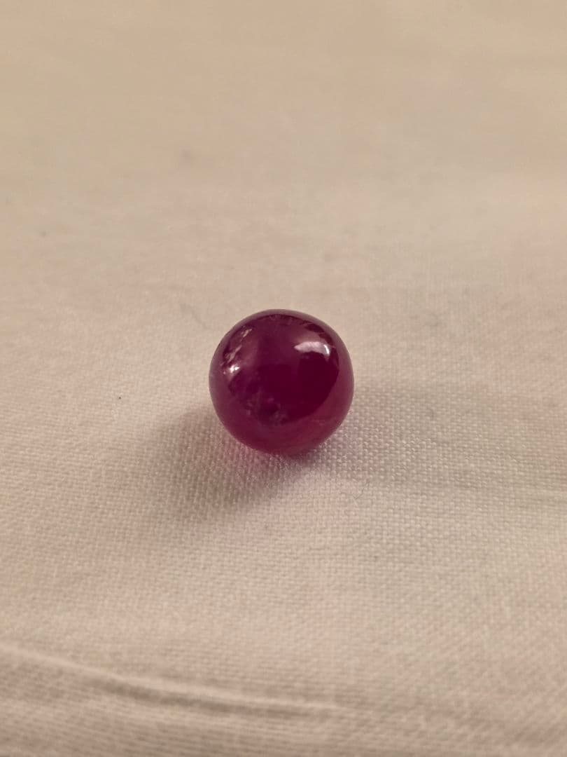 【宝石の女王・勝利の赤】天然ルビー 11mm（極上発色/コランダム/ルース）