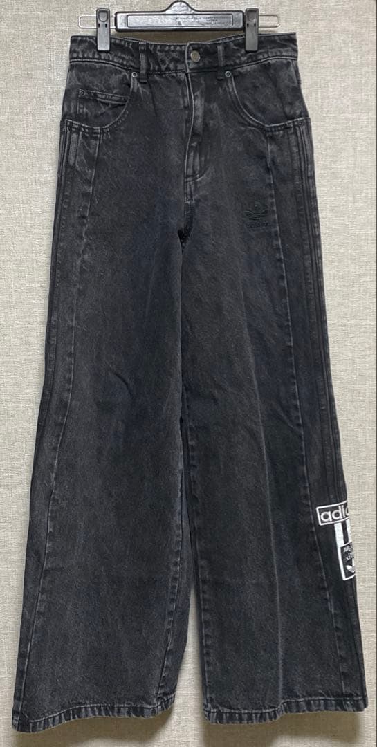 adidas アディブレイク　デニムジーンズ