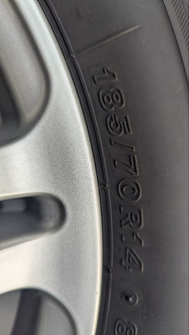 14インチ スタッドレスタイヤ 5スポーク4穴　114.3mm